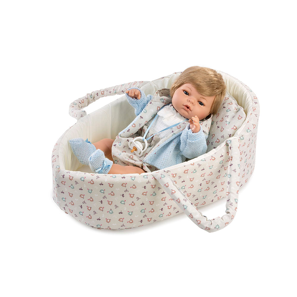 Muñeco Raúl llorón 42 cm con capazo, bolsa
